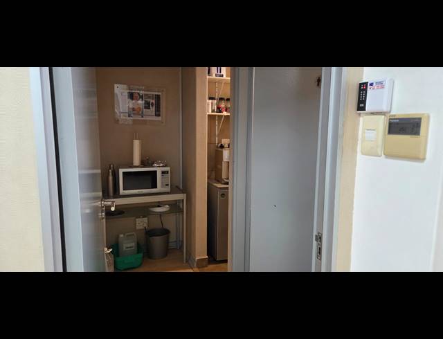 80M² OFFICE TO LET IN SOMERSET PARK